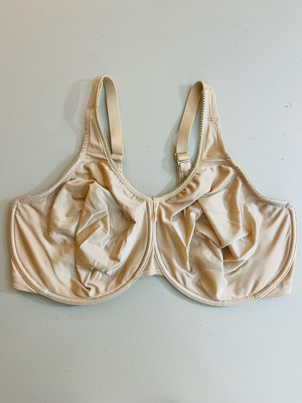 Wacoal Beige Full-Coverage Underwire Bra Women Size 42H